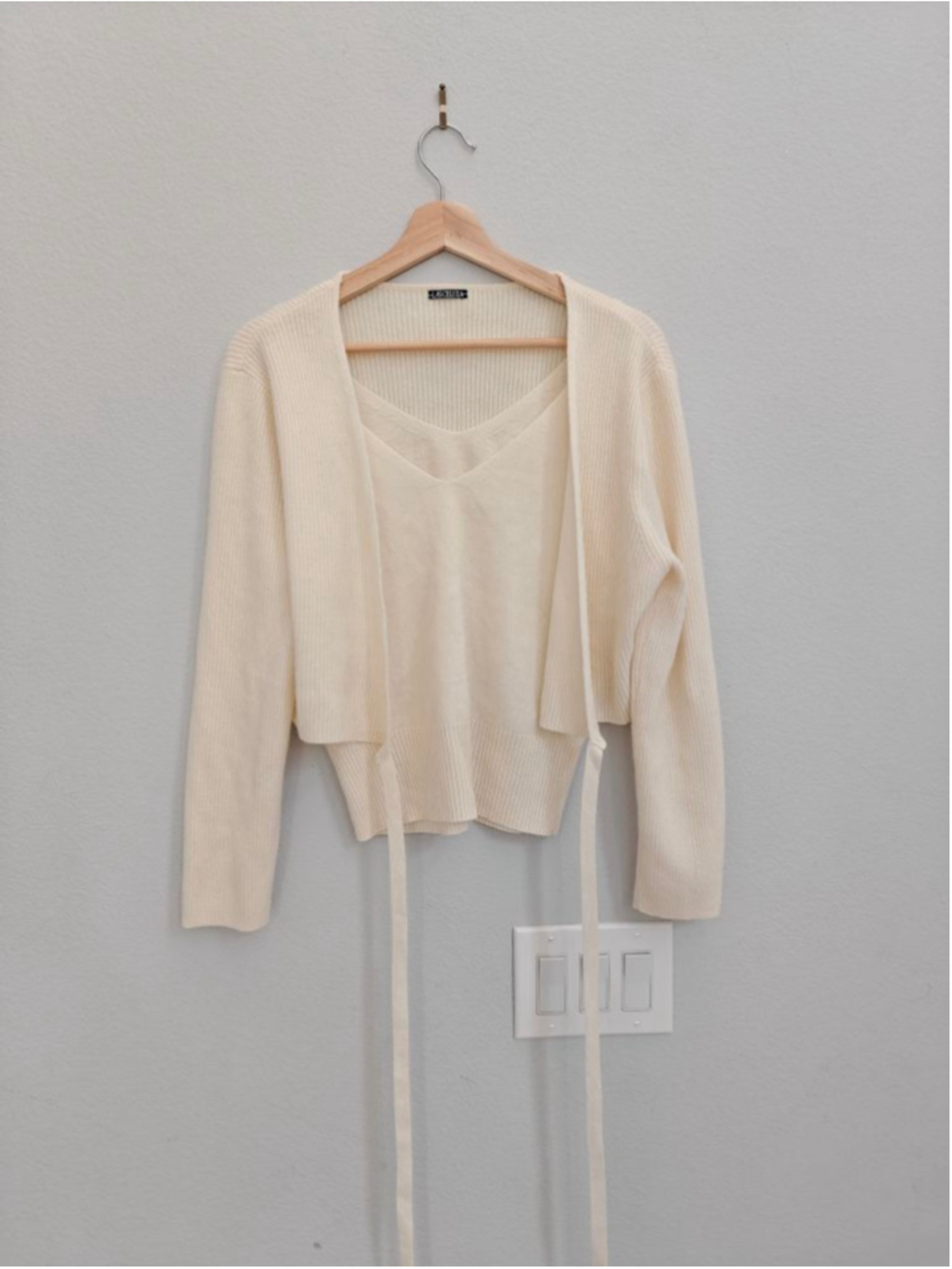 100 % Wool Women's Unbranded Cream Cardigan Sweater S